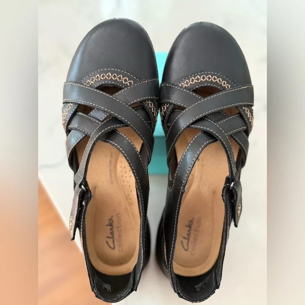 Clark’s Roseville Strap Mary Jane Shoes Sz 8.5M